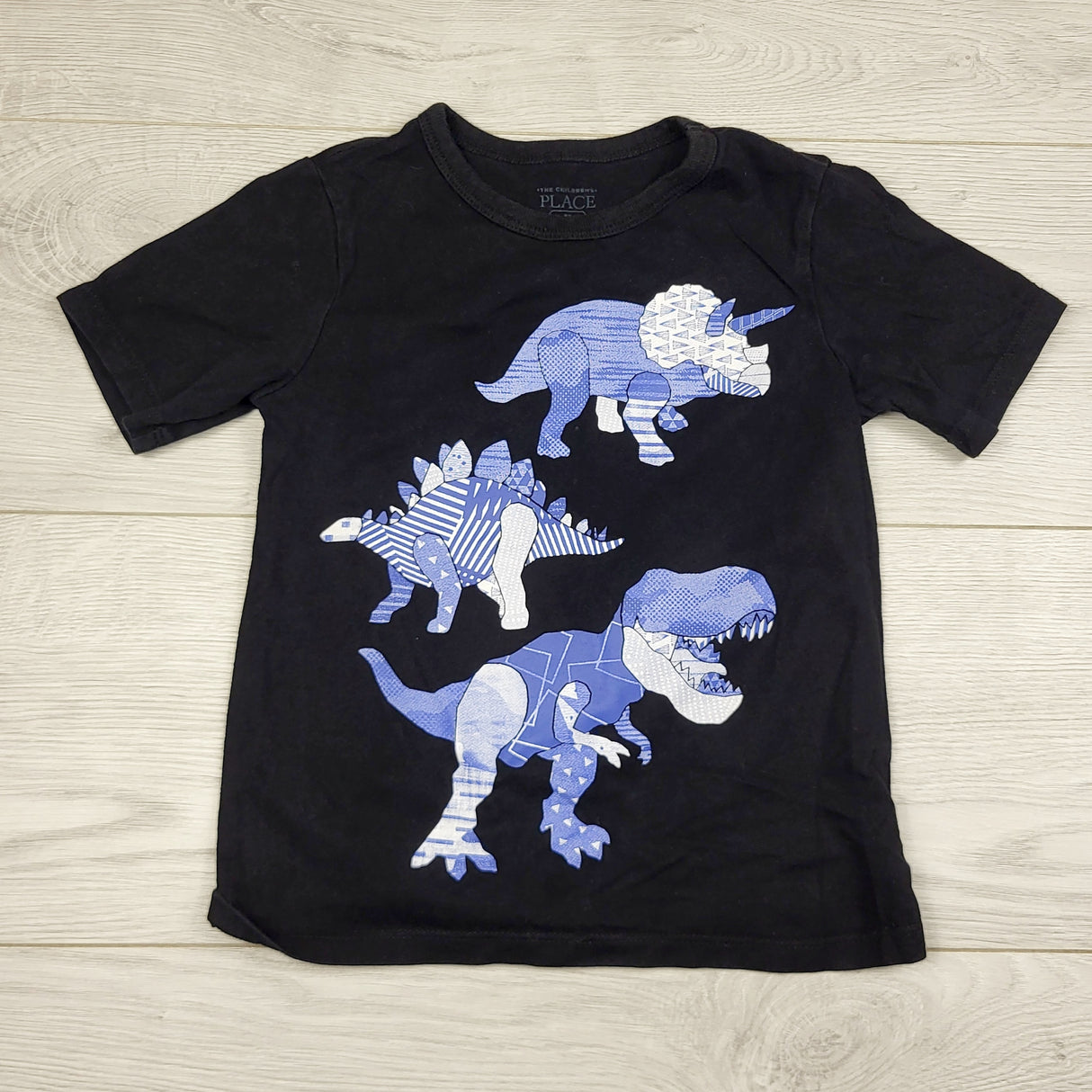 ULRT1 - Children's Place black t-shirt with dinosaurs. Size 3T