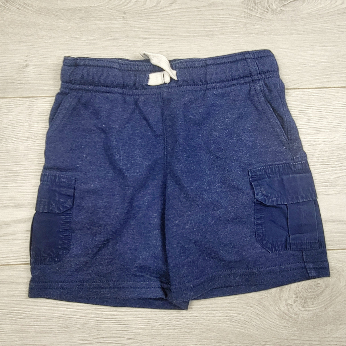 ULRT1 - Carters blue cotton shorts. Size 3T