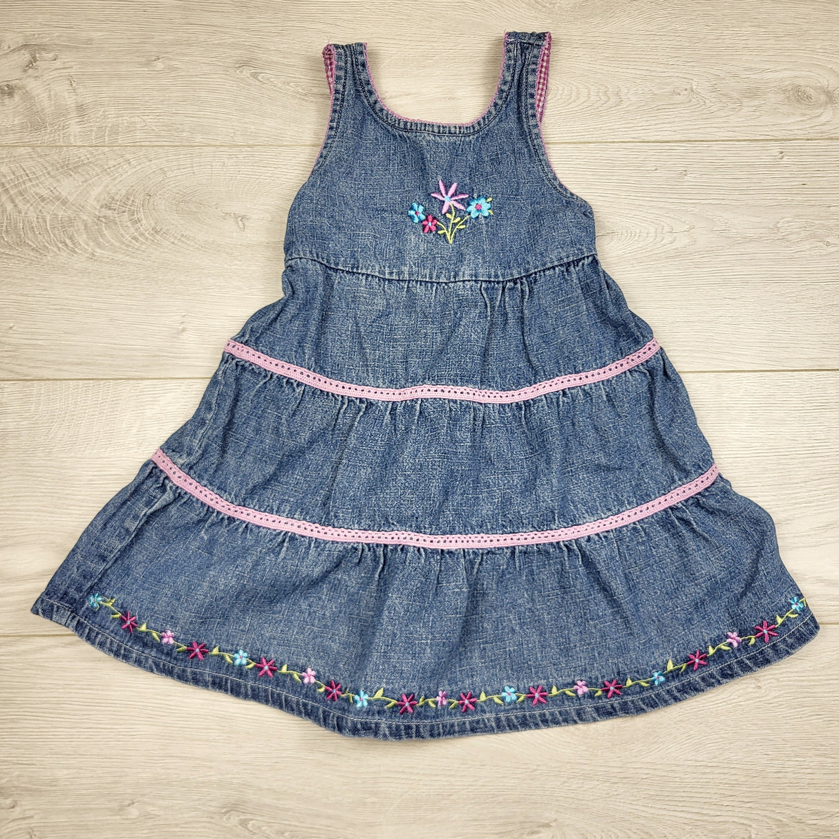 LUGE1 - Just Kidding denim dress with floral embroidery. Size 4T