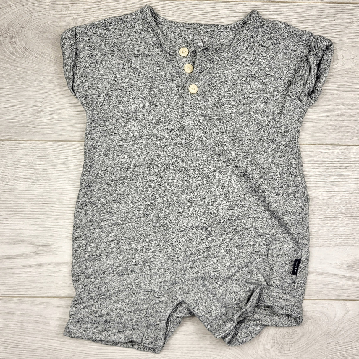 ADRT1 - Gap grey knit romper. Size 6-12 months