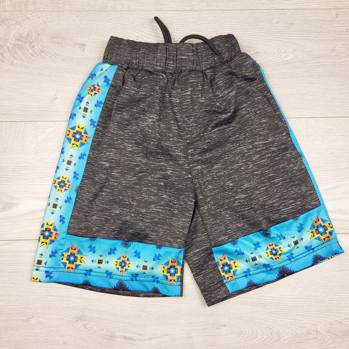 SPLT3 - Nu Trendz grey active shorts with blue Southwestern style trim. Size small (6/7ish)