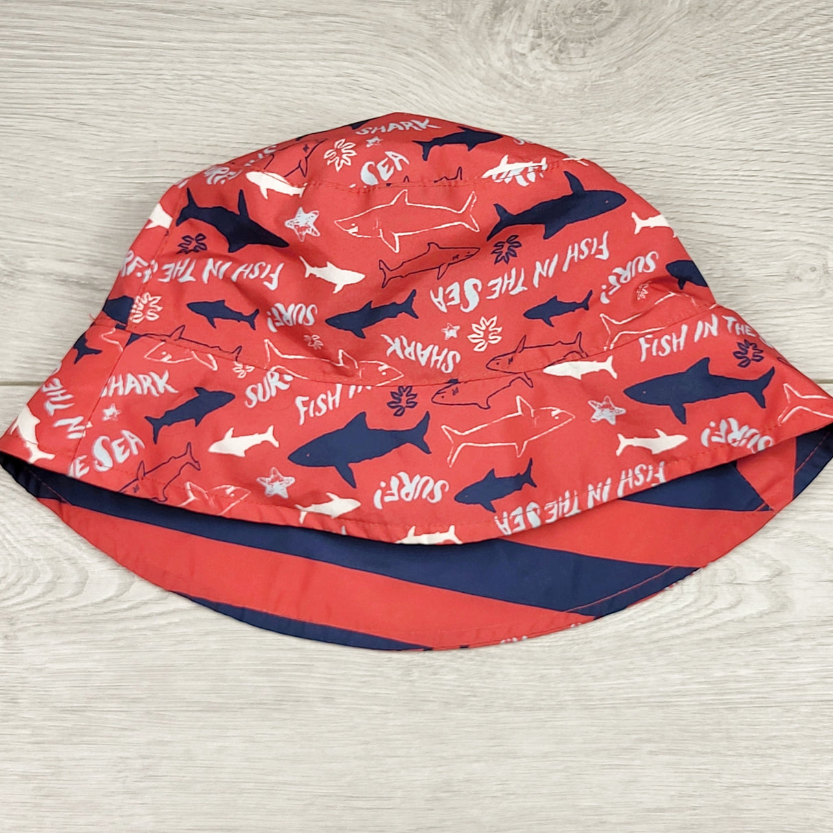 VKB1 - Joe reversible bucket hat. Size large/XL