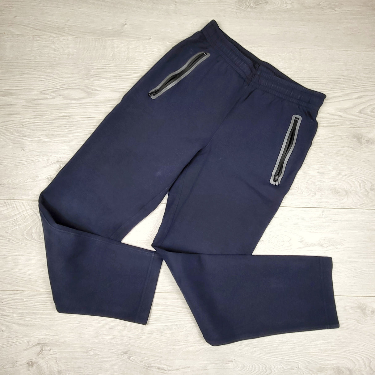 VKB1 - Old Navy navy "dynamic fleece" active joggers. Size 14/16