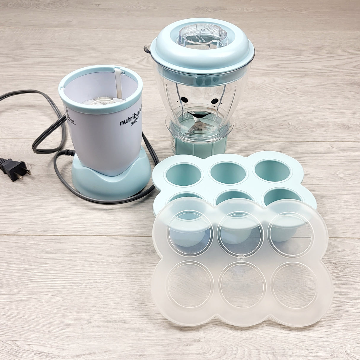 SMRSH2 - Nutri-Bullet Baby Food Making Kit. Local pick up or delivery only