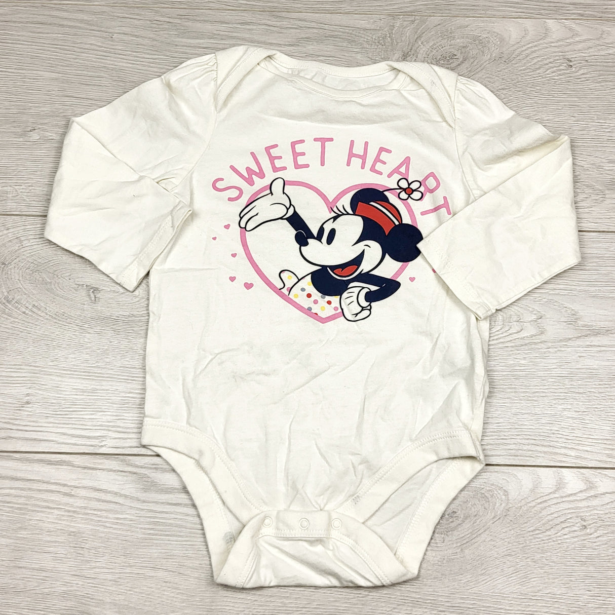 RGRN2 - Gap x Disney white Minnie Mouse bodysuit. Size 18-24 months