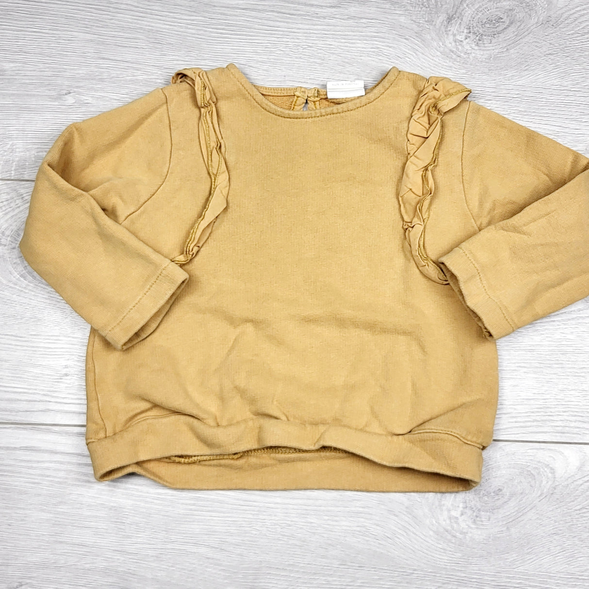 RGRN2 - Zara yellow sweatshirt with ruffles. Size 12-18 months