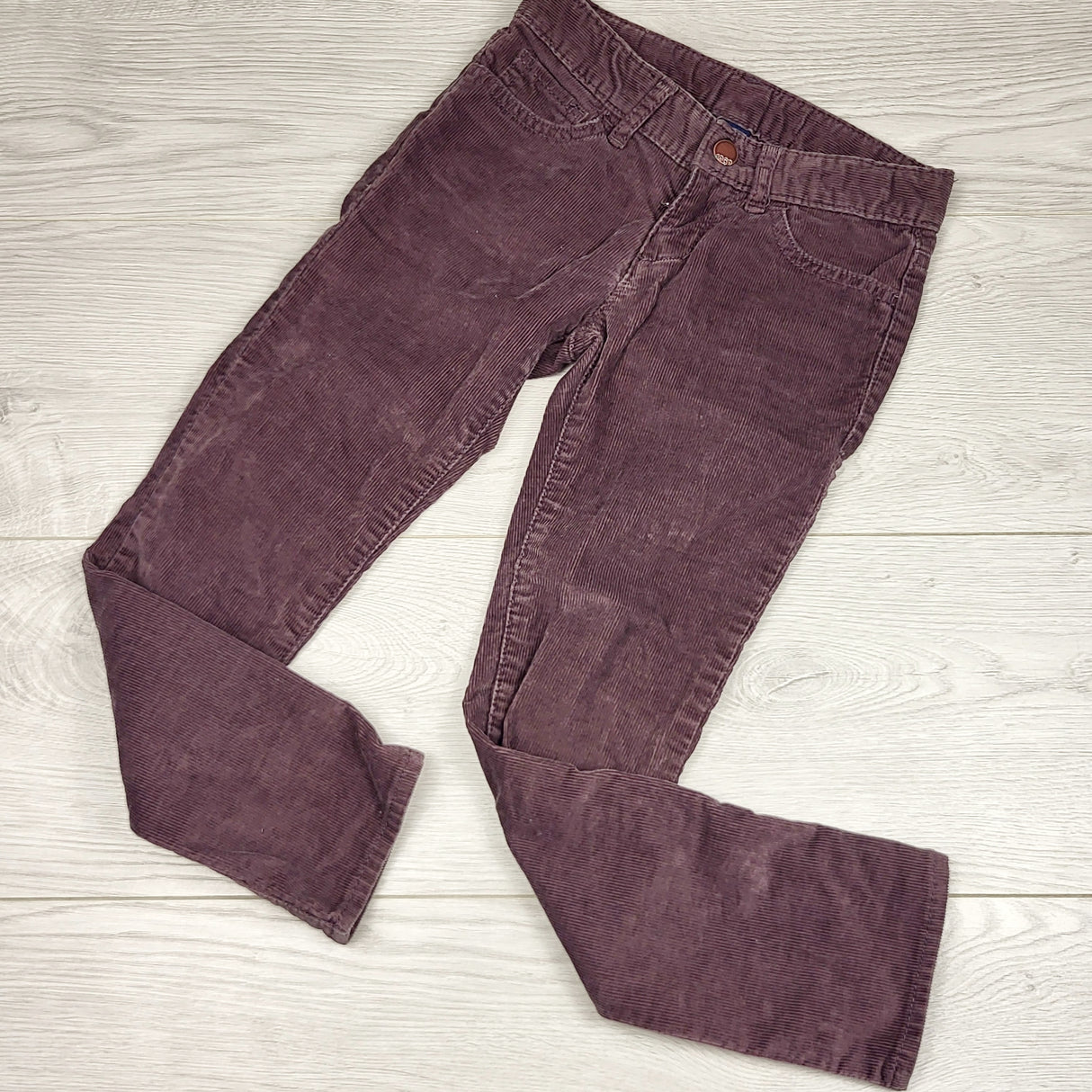 MDWY1 - Gap brown corduroy pants. Size 6