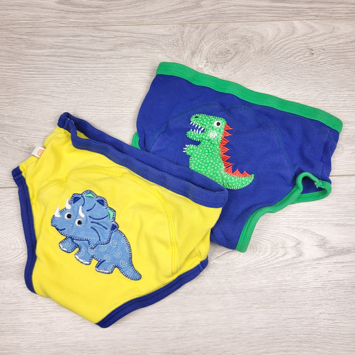 MDWY1 - Zoochini 2-pack potty training pants. Approx 3T