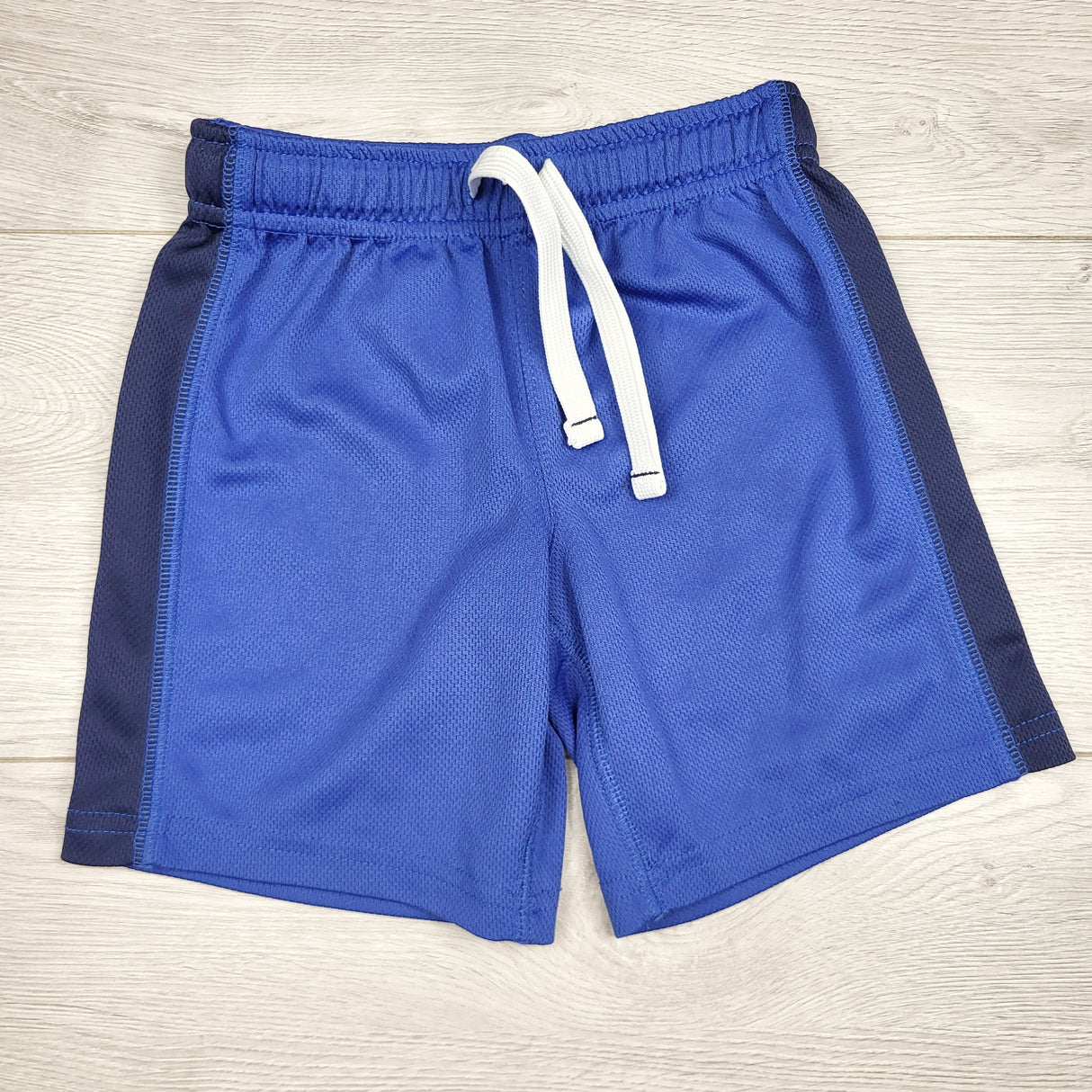 SMRSH3 - Carters blue active shorts. Size 2T