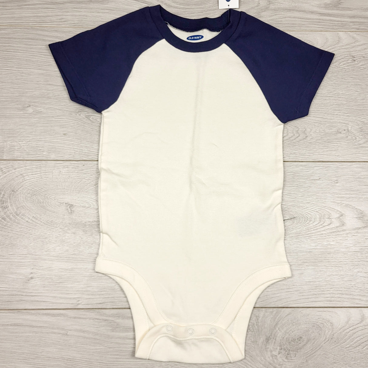 CHLV1 - NEW - Old Navy white and navy raglan style bodysuit. Size 18-24 months