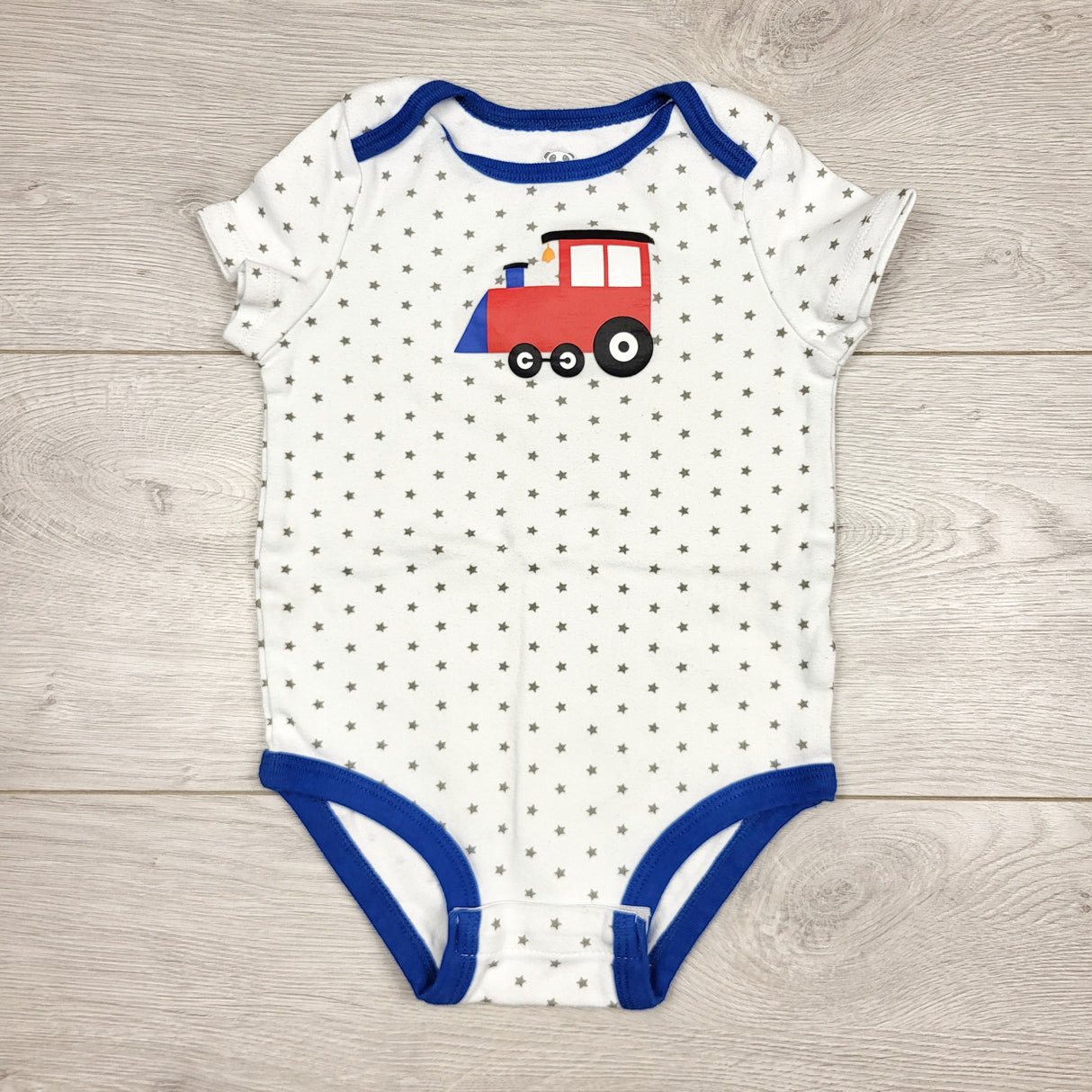 CHLV1 - Rococo white bodysuit with stars and train. Size 24 months