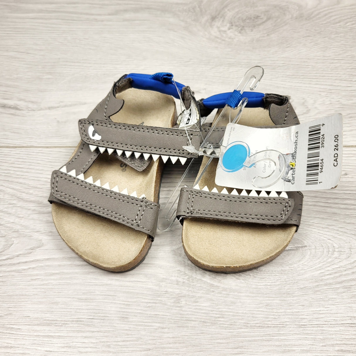 CHLV1 - NEW - Carters shark sandals. Size 4