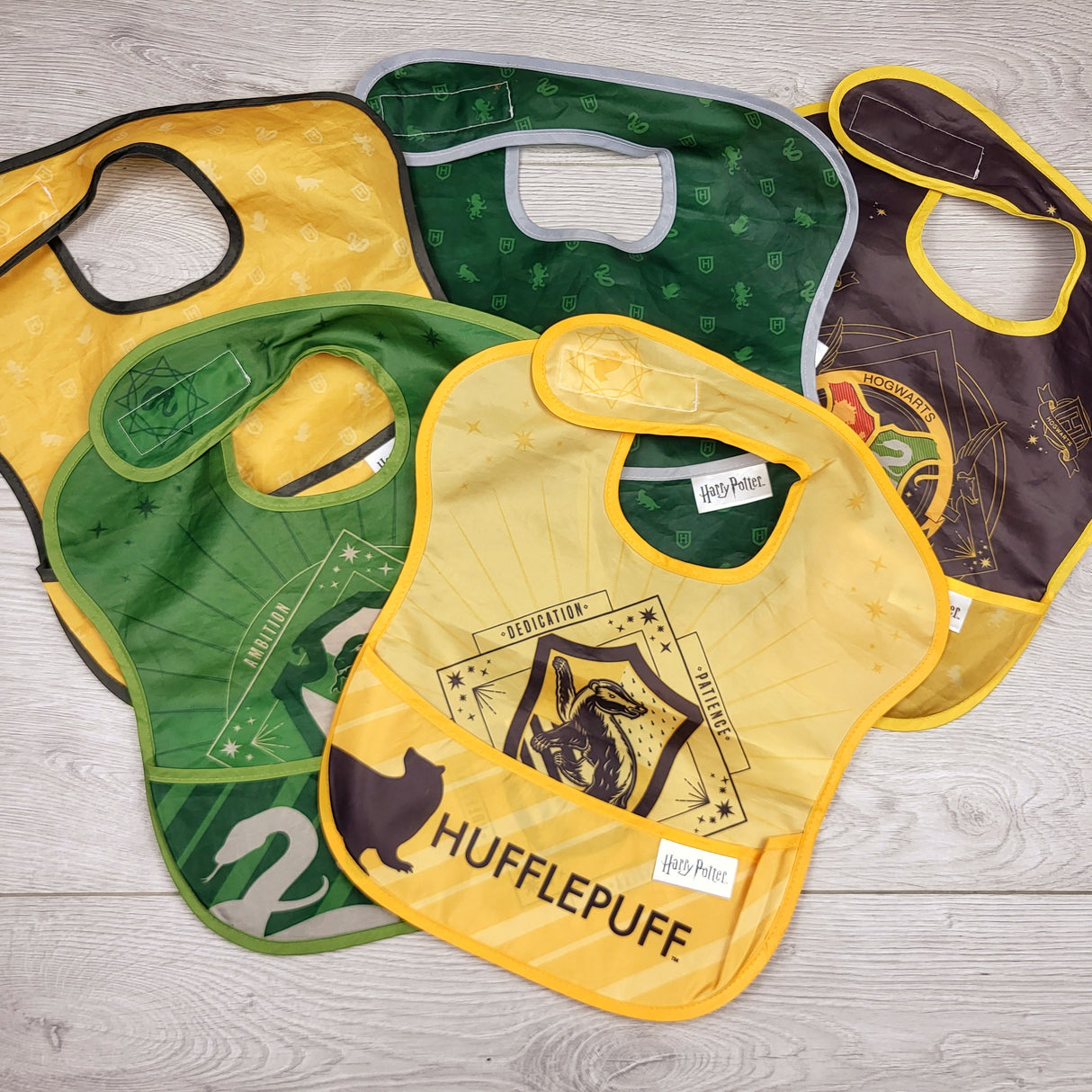 KARE1 - Harry Potter 5pc baby bibs