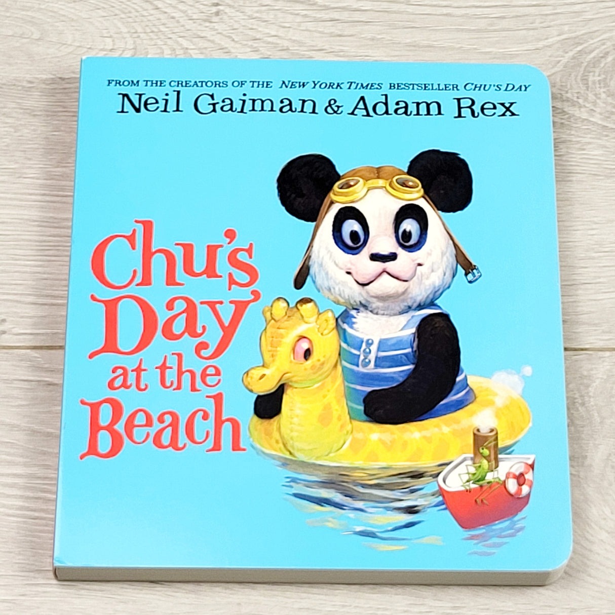 KARE1 - Chu's Day at the Beach. Board book