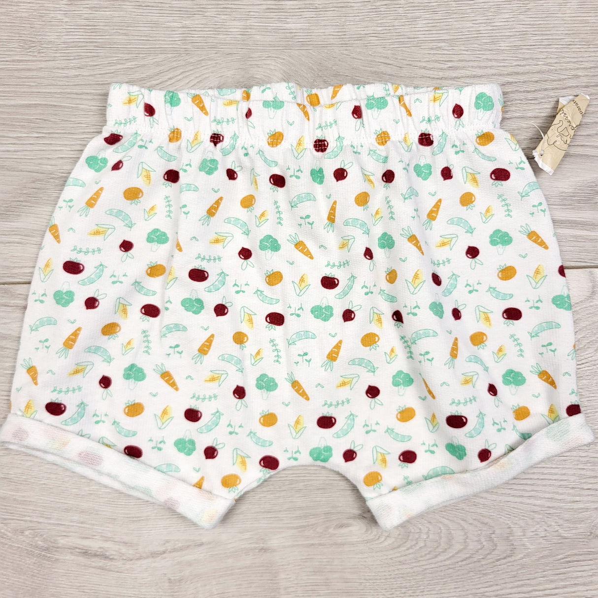 RZA1 - NEW - First Impressions cotton shorts with vegetables. Size 12 months