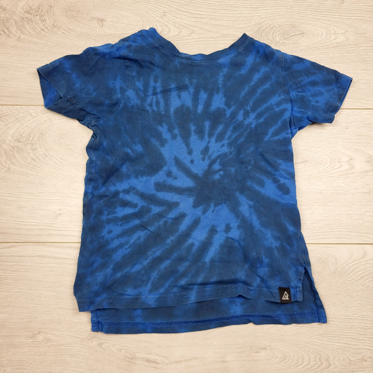 OAG1 - Ripzone blue tie dyed t-shirt. Size 4T