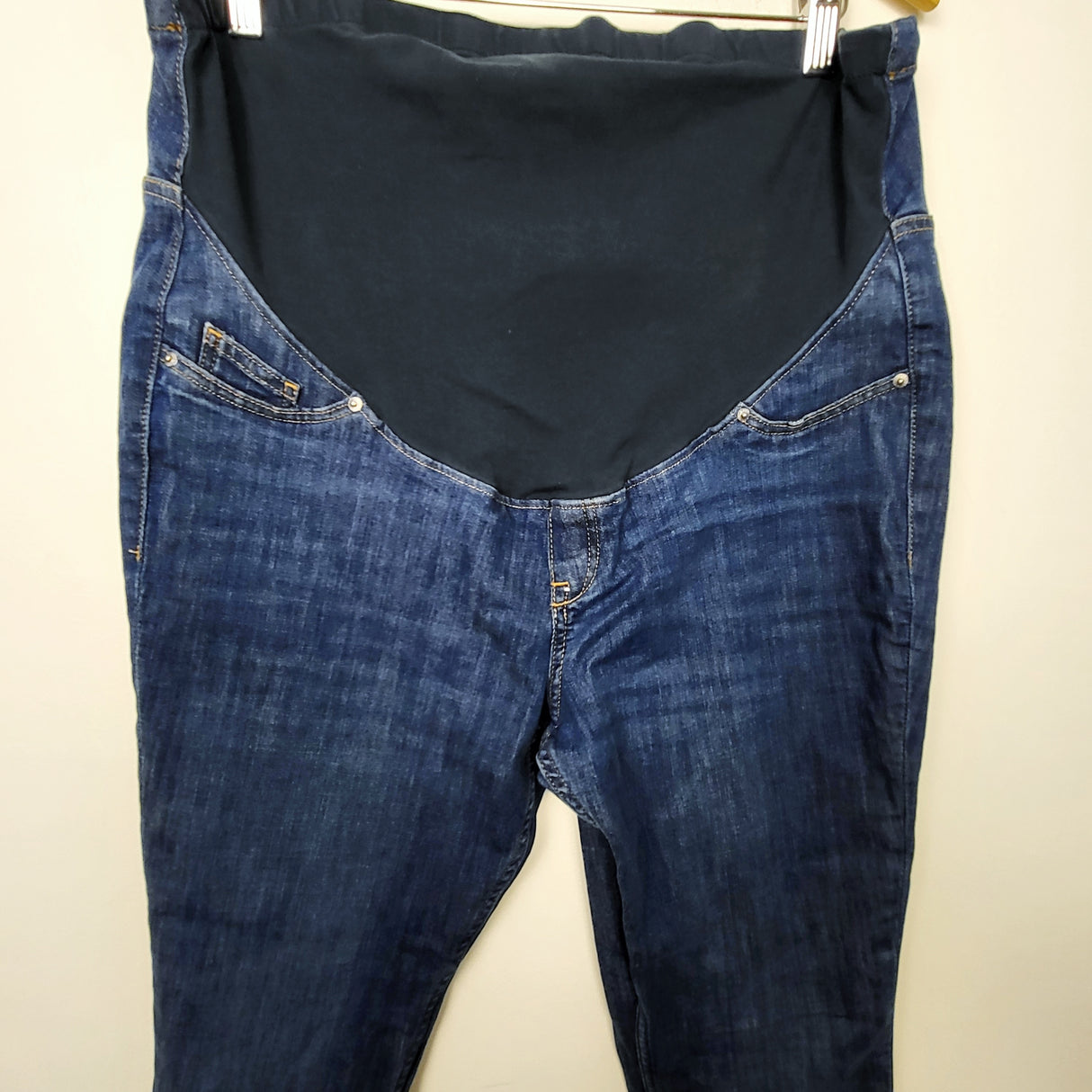 JGIB21 - H and M skinny maternity jeans. Size XL