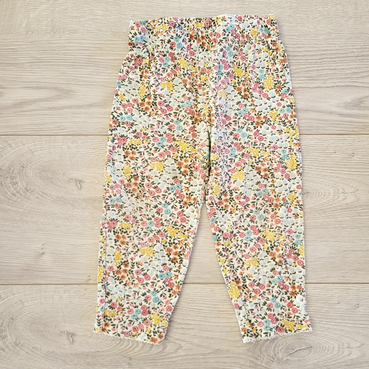 HCRW1 - Carters floral print leggings. Size 18 months