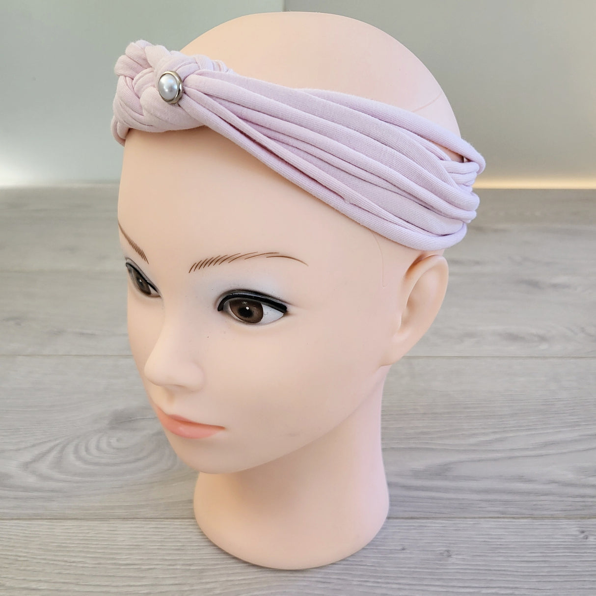 MGRE3 - Peekaboo Beans pink knotted headband 🍁