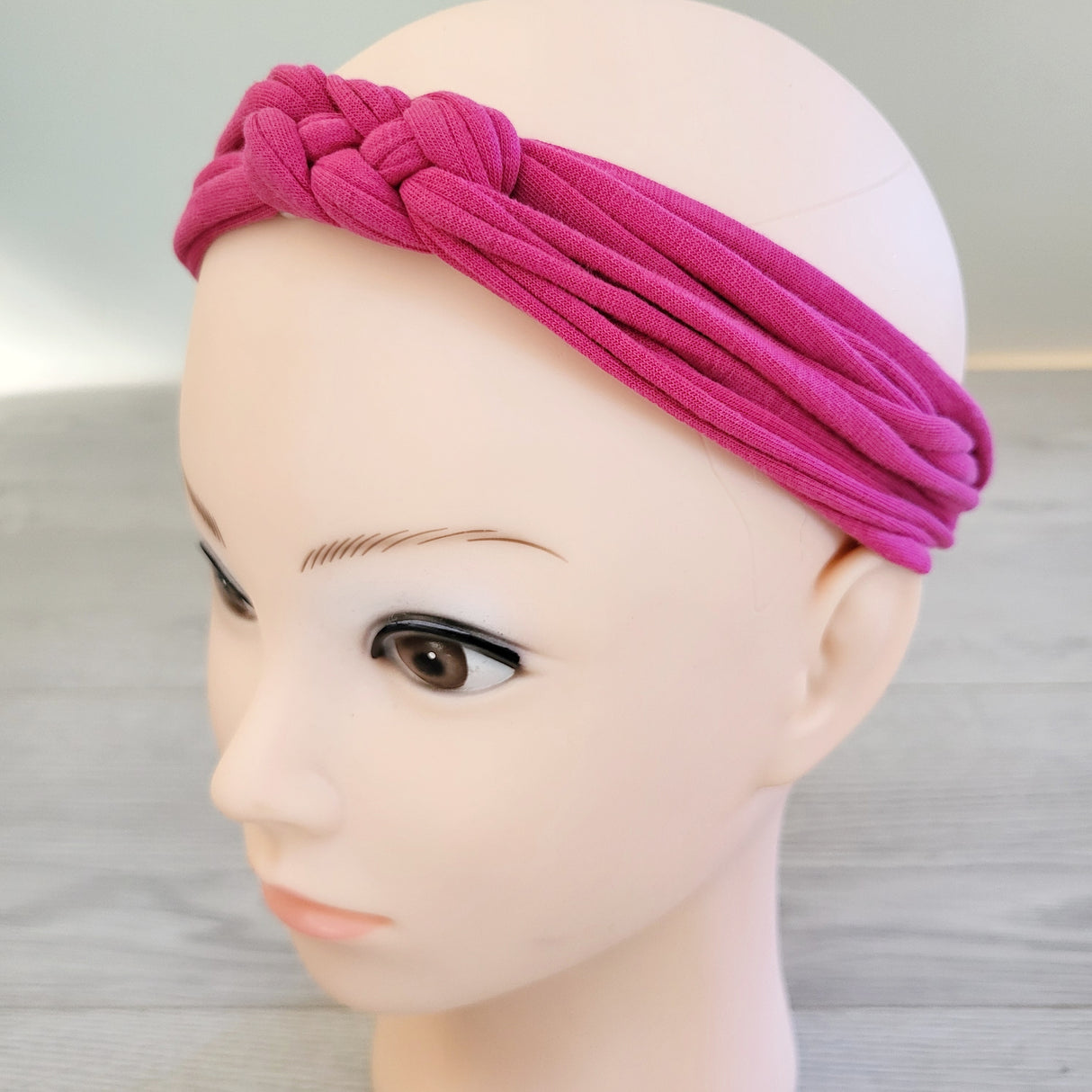 MGRE3 - Peekaboo Beans dark pink headband 🍁