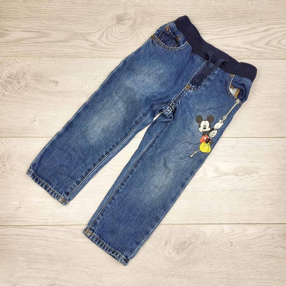 JLMB2 - Gap x Disney pull on slim fit Mickey Mouse jeans. Size 3T