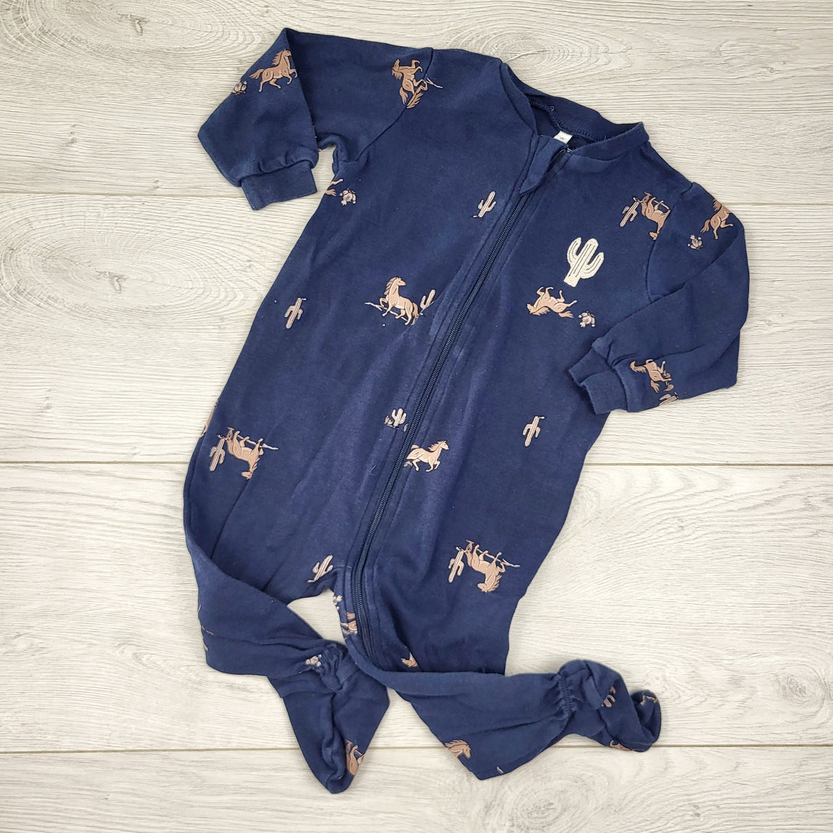 AALD1 - Pekkle navy zippered cotton sleeper with cactus and horses. Size 9 months