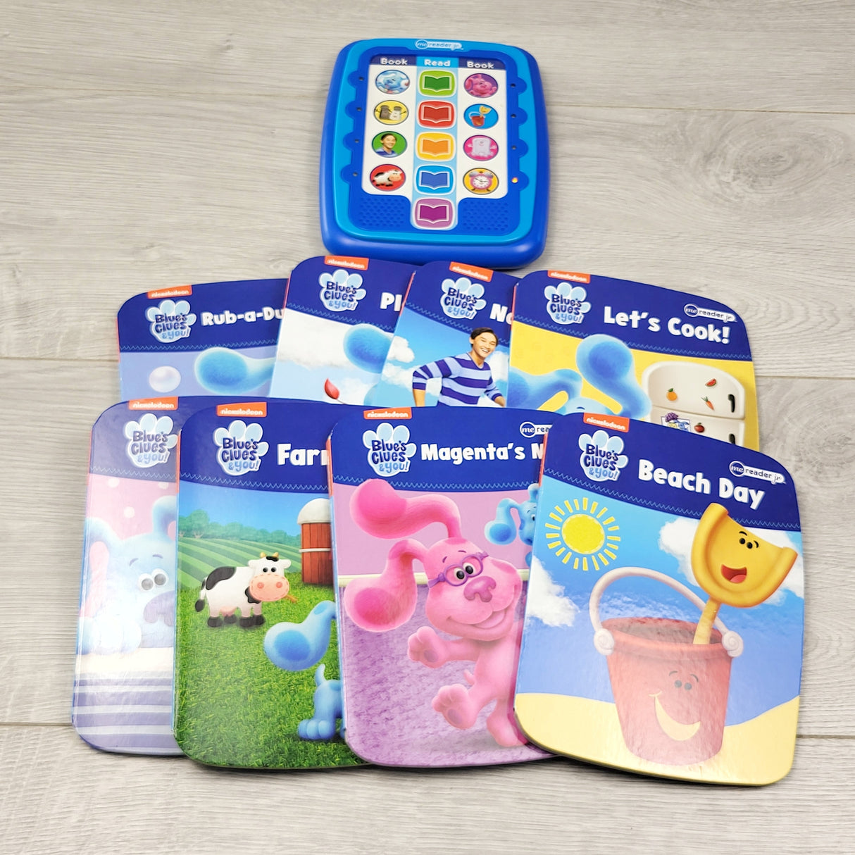 ZMIL1 - Blue's Clues electronic Me Reader set