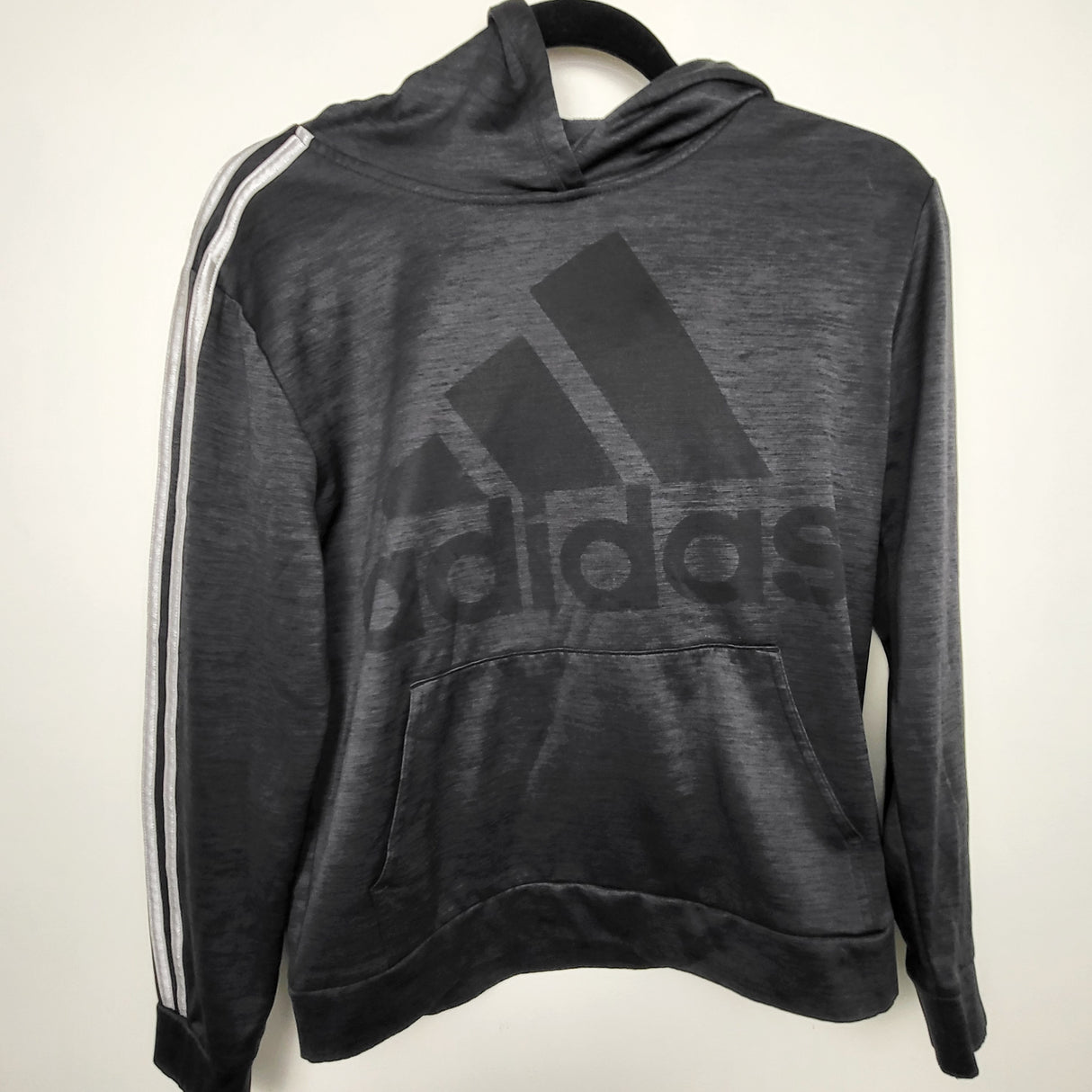 KBRD2 - Adidas grey fleecy lined pullover hoodie. Size large