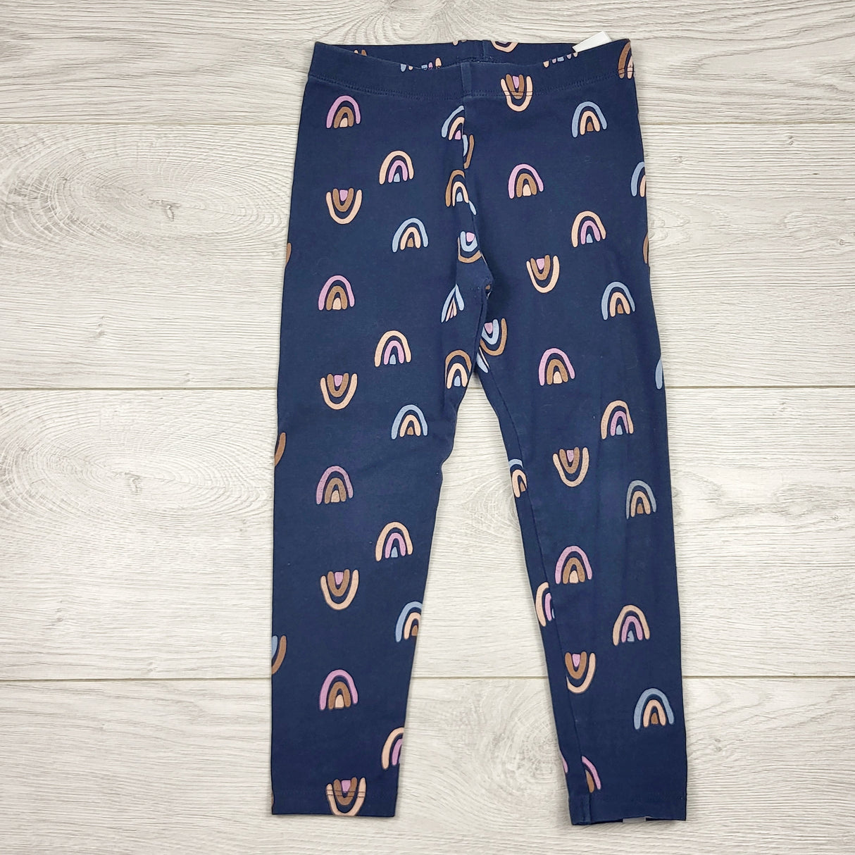 KLAR1 - Rise Little Earthling navy leggings with rainbows. Size 3/4T