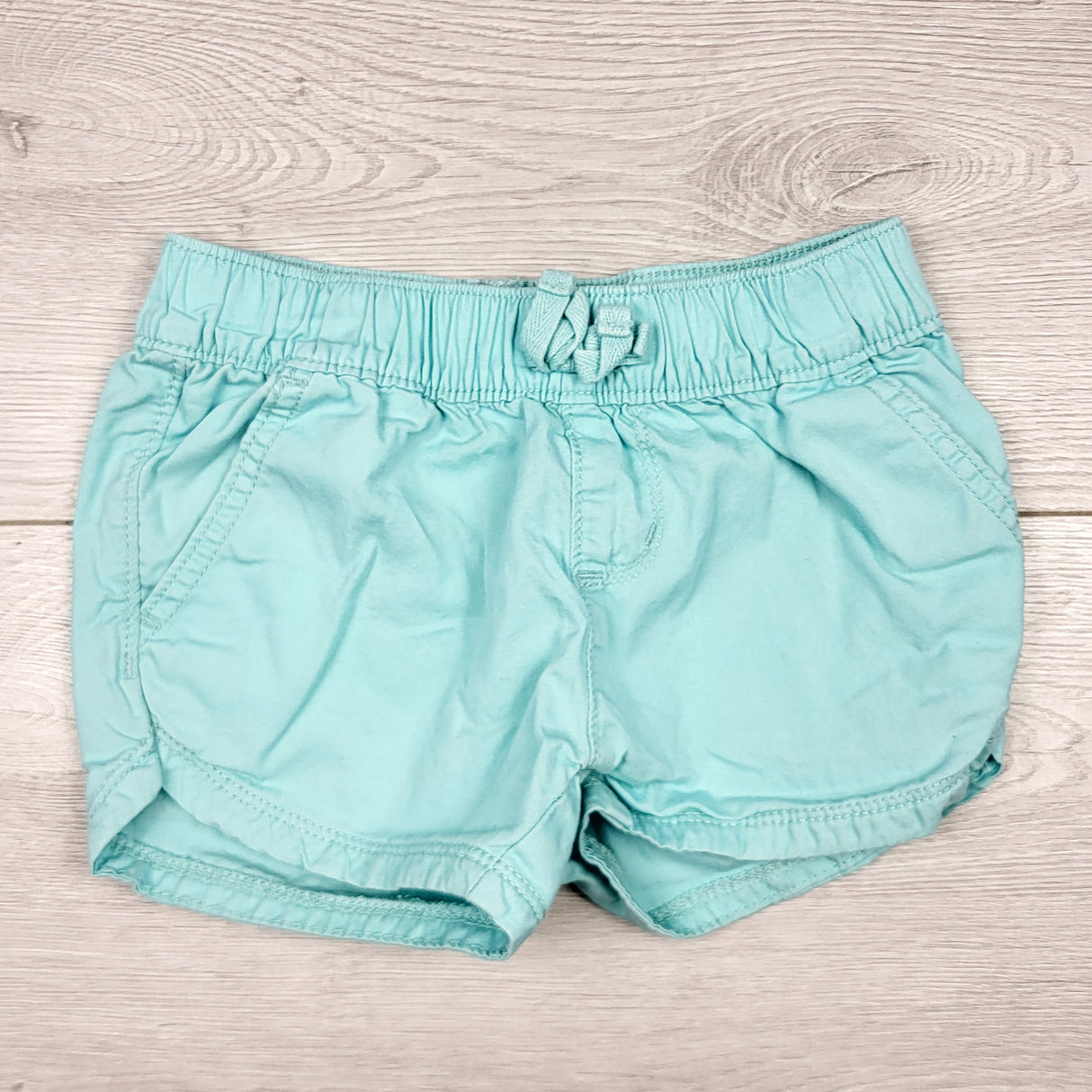 KLAR1 - Children's Place turquoise twill shorts. Size 4T