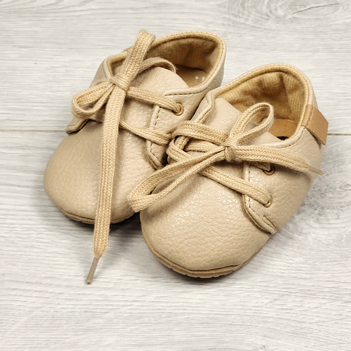 CCAM4 - Myggpp beige faux leather soft soled shoes with rubber soles. Size 6 months