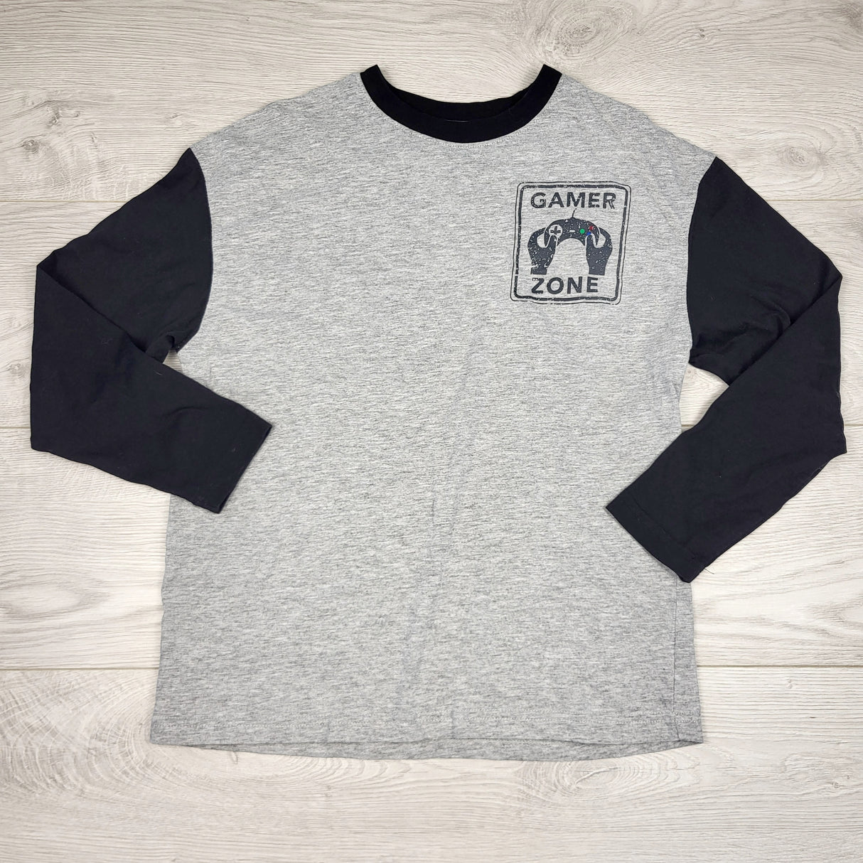 SPLT2 - George grey and black "Gamer Zone" long sleeved top. Size 7/8