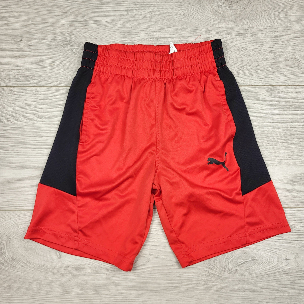 SPLT2 - Puma red and black active shorts. Size 5T