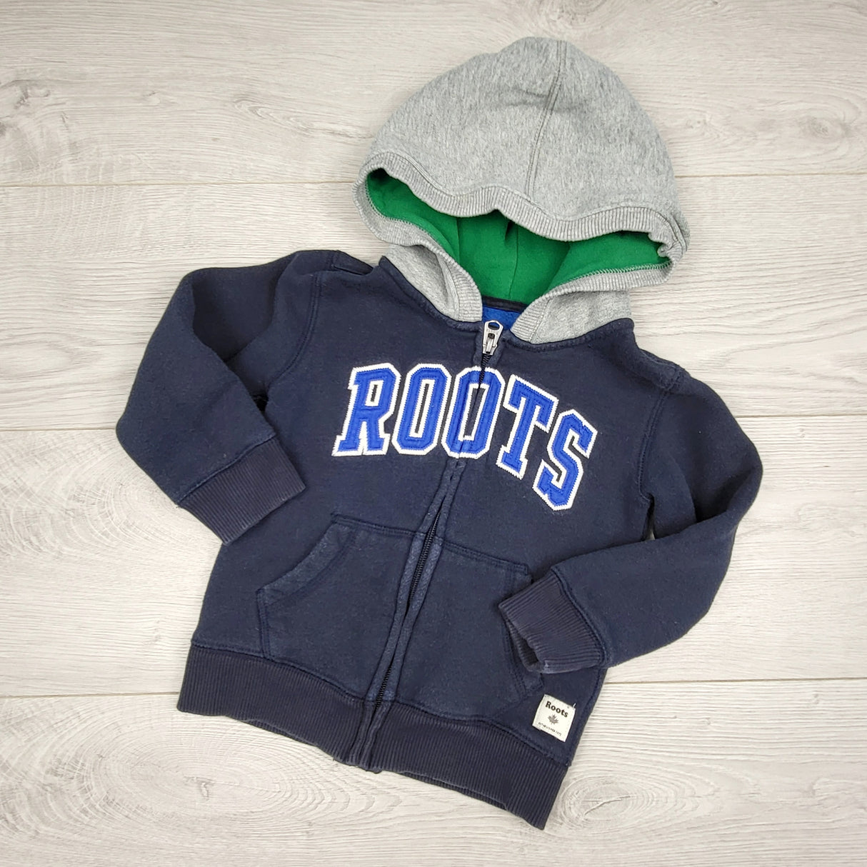 RBEN1 - Roots navy and grey fleecy lined zip up hoodie. Size 2T