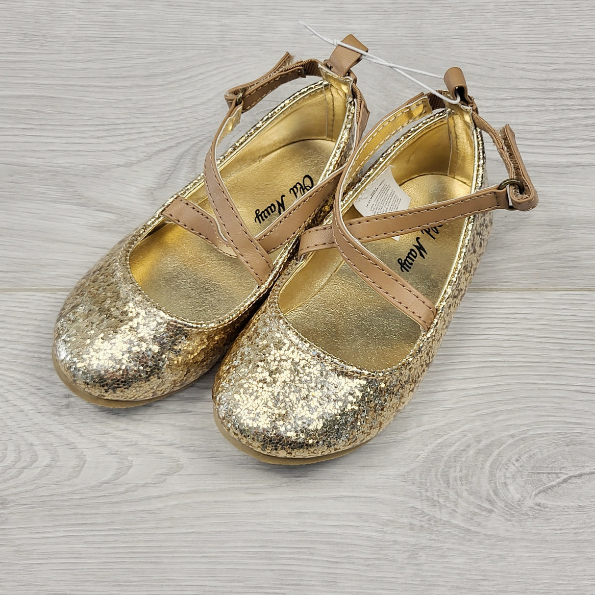 CTWN2 - Old Navy gold glitter shoes. Size 7