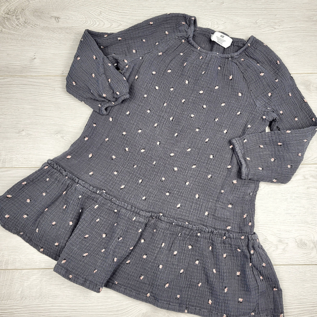 TSAM22 - H and M grey muslin cotton floral print dress. Size 4/5T