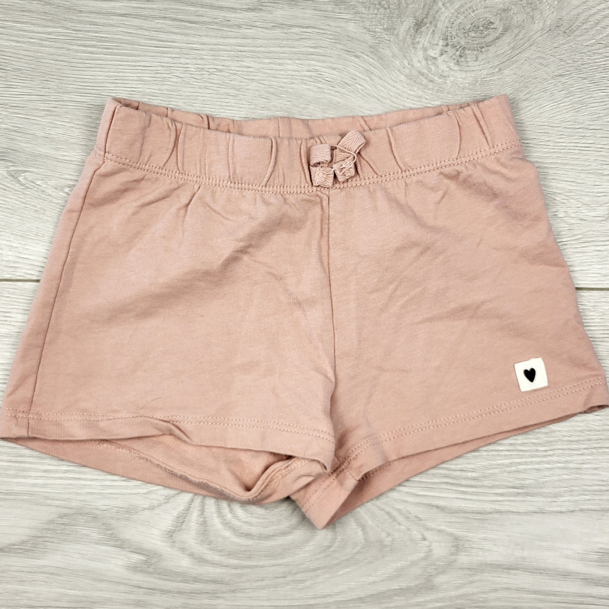 DSS1 - H and M pink cotton shorts. Size 2/3T