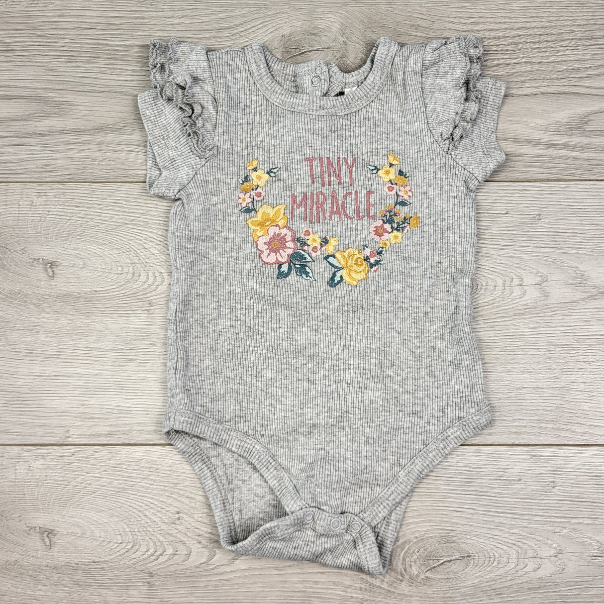 CTWN3 - Baby Mode gre ribbed "Tiny Miracle" bodysuit. Size 18 months