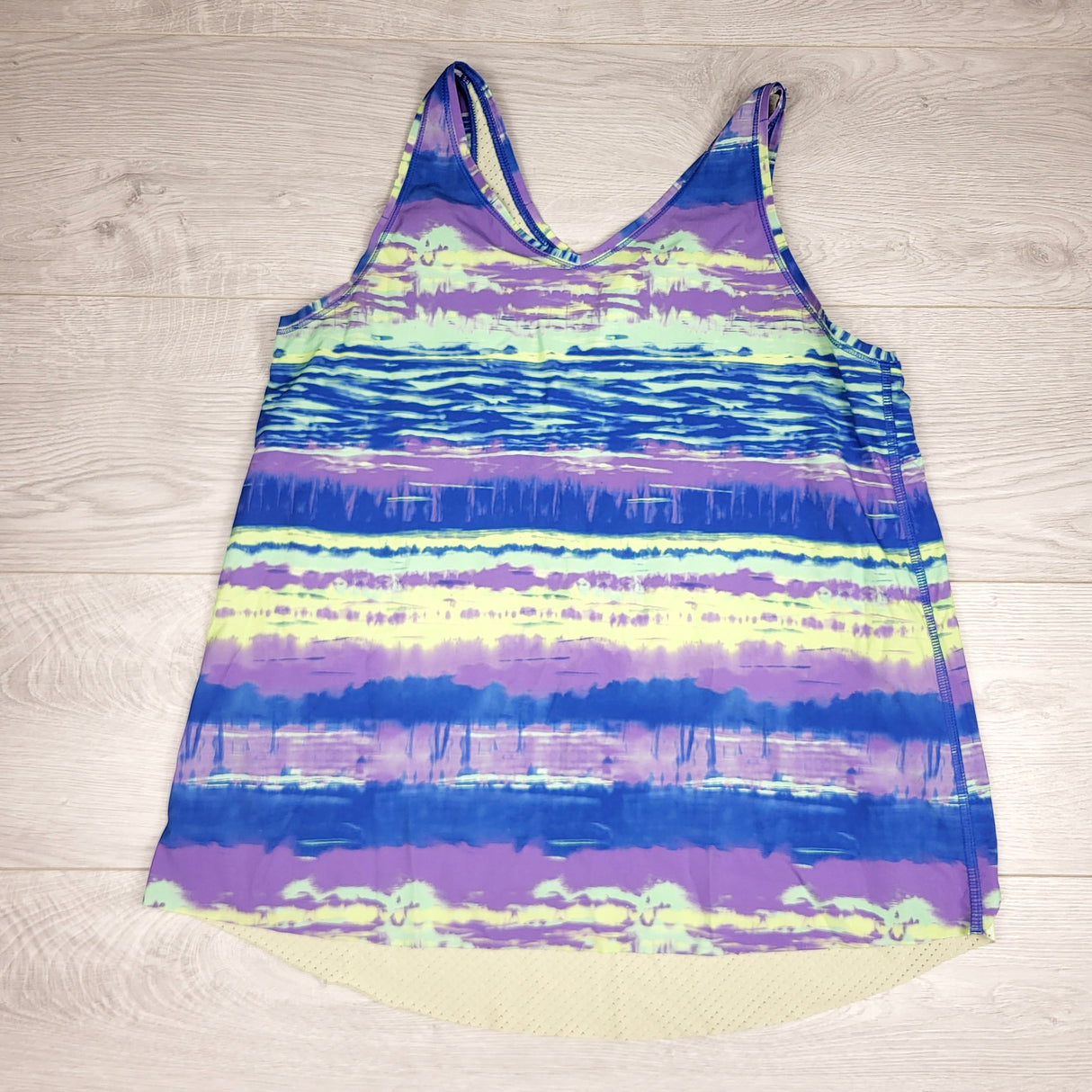 MRSH1 - Ivivva (Lululemon) active tank. Size 14 🍁