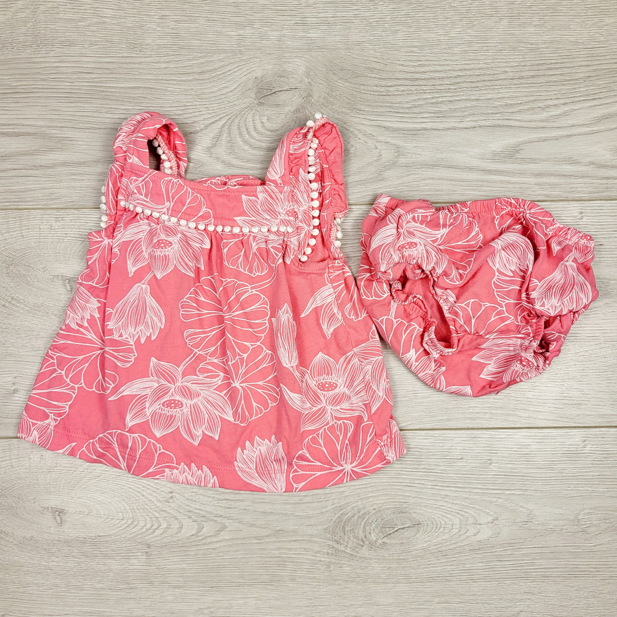 MRSH1 - Carters pink floral print 2pc set. Size 6 months