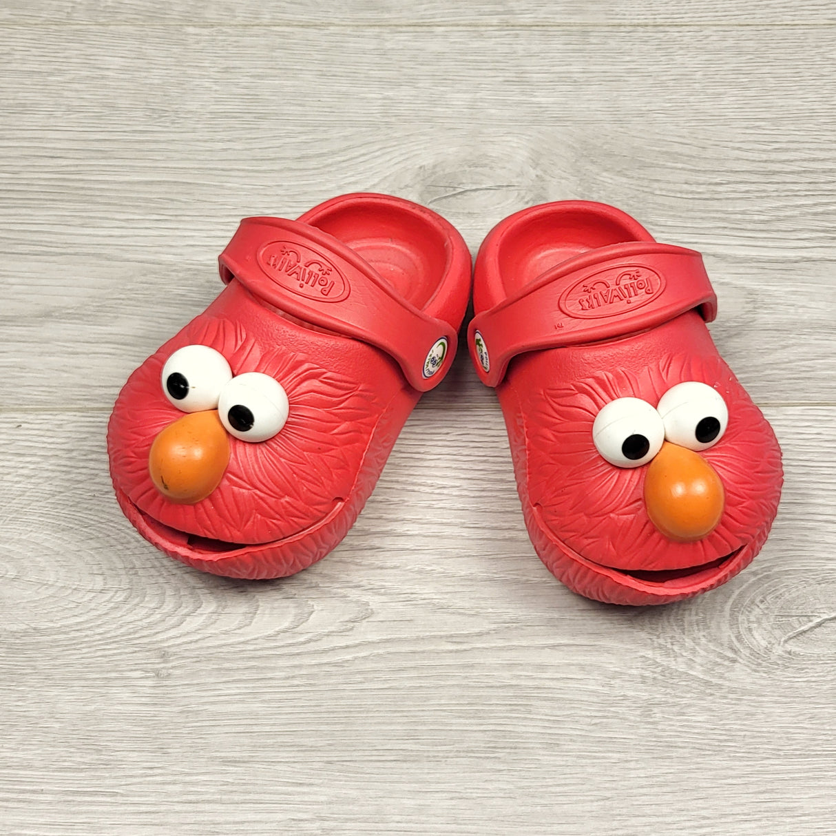 MRSH4 - Polliwalks red Elmo rubber clogs. Size 6