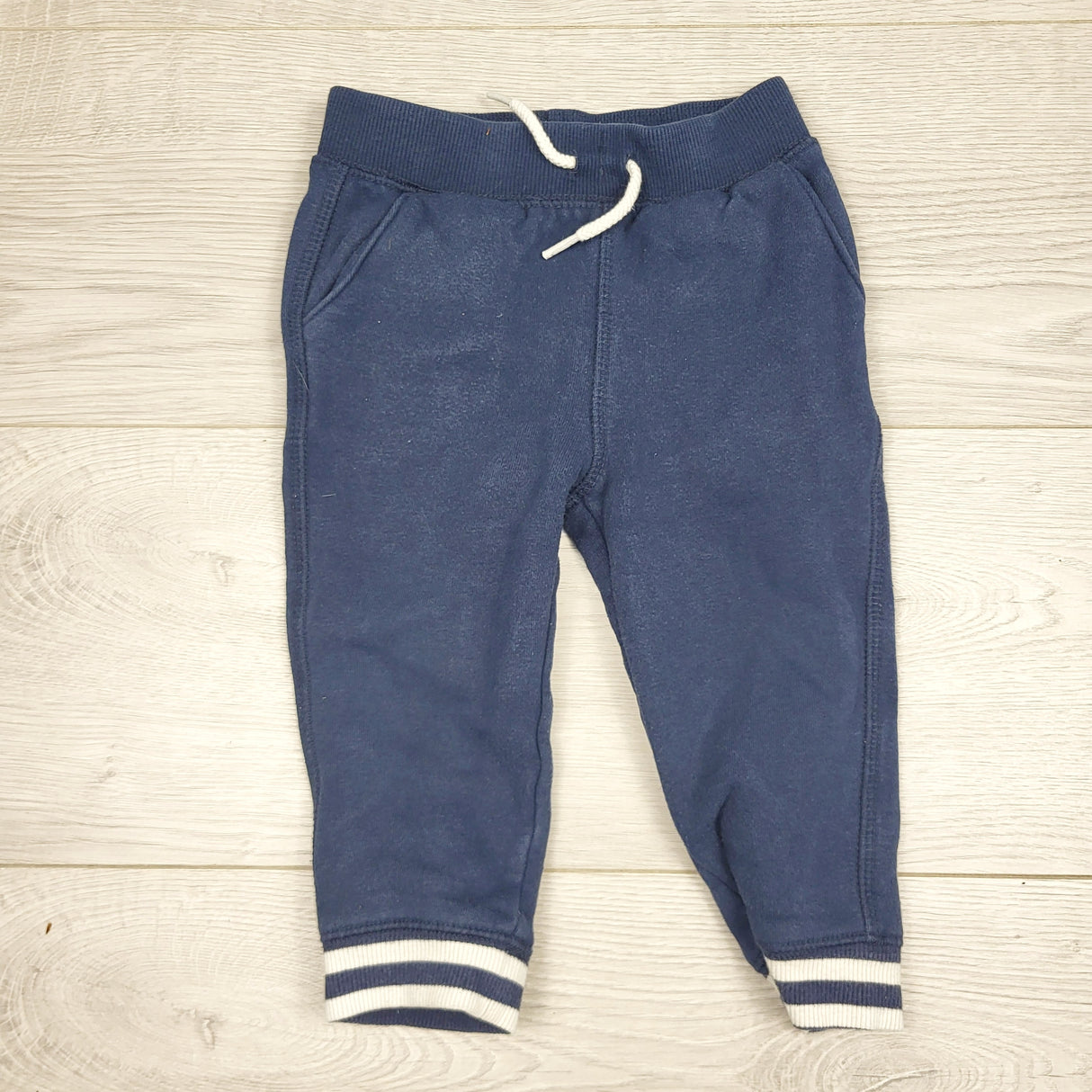 JLSN11 - Joe navy fleecy lined joggers. Size 12-18 months 🍁