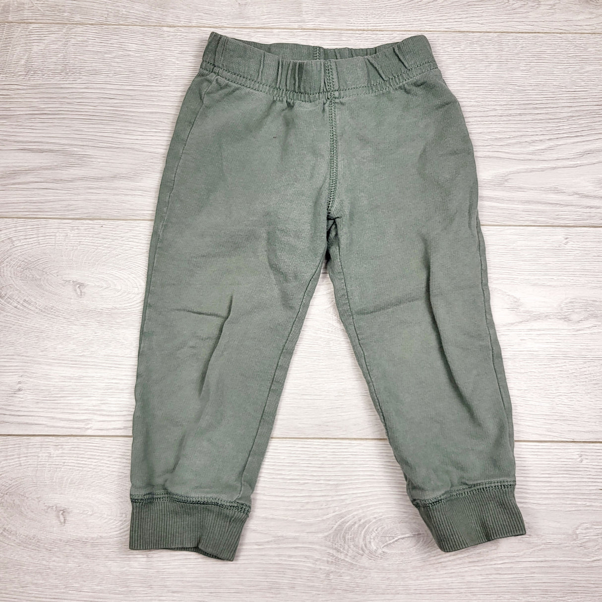 GFST1 - Carters green cotton pants. Size 2T