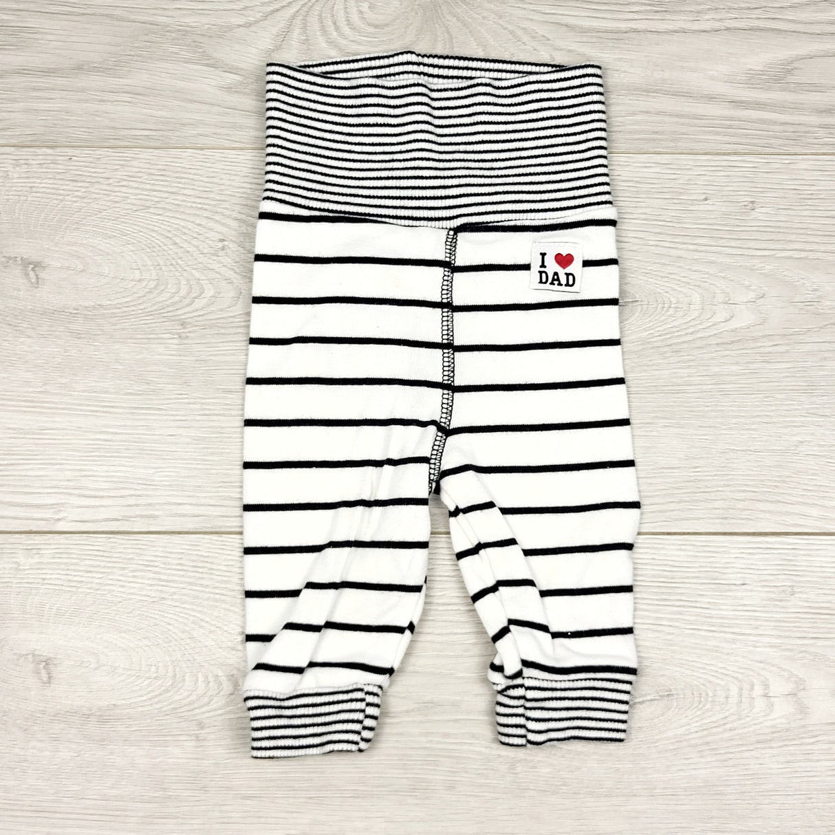 STMA1 - H and M EcoLabel striped cotton "I Love Dad" pants. Size 2-4 months