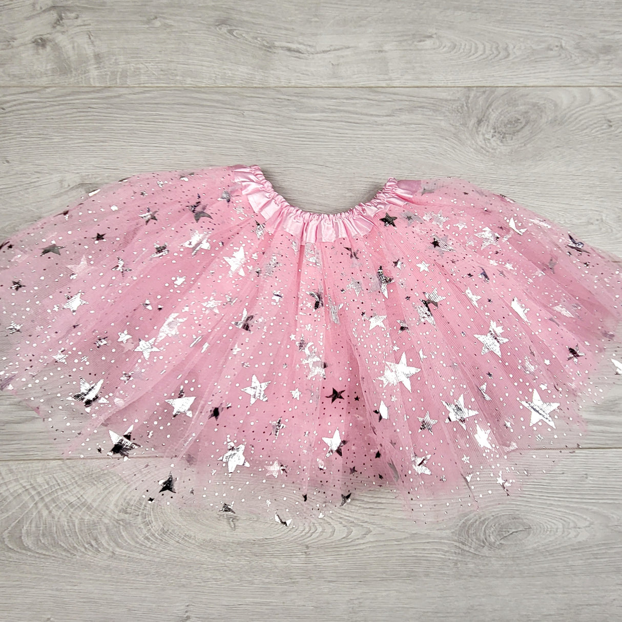 CTWN4 - Pink tulle skirt with stars. Toddler sized