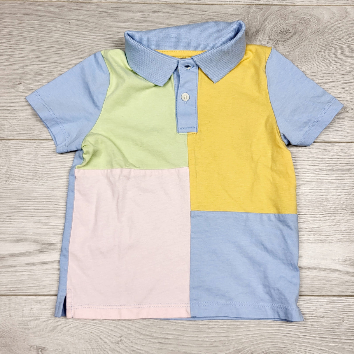 ALTO1- Joe colour block collared t-shirt. Size 18-24 months 🍁