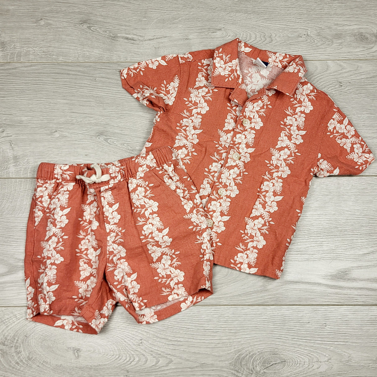 ALTO1 - Old Navy salmon coloured Hawaiian print 2pc linen set. Size 12-18 months