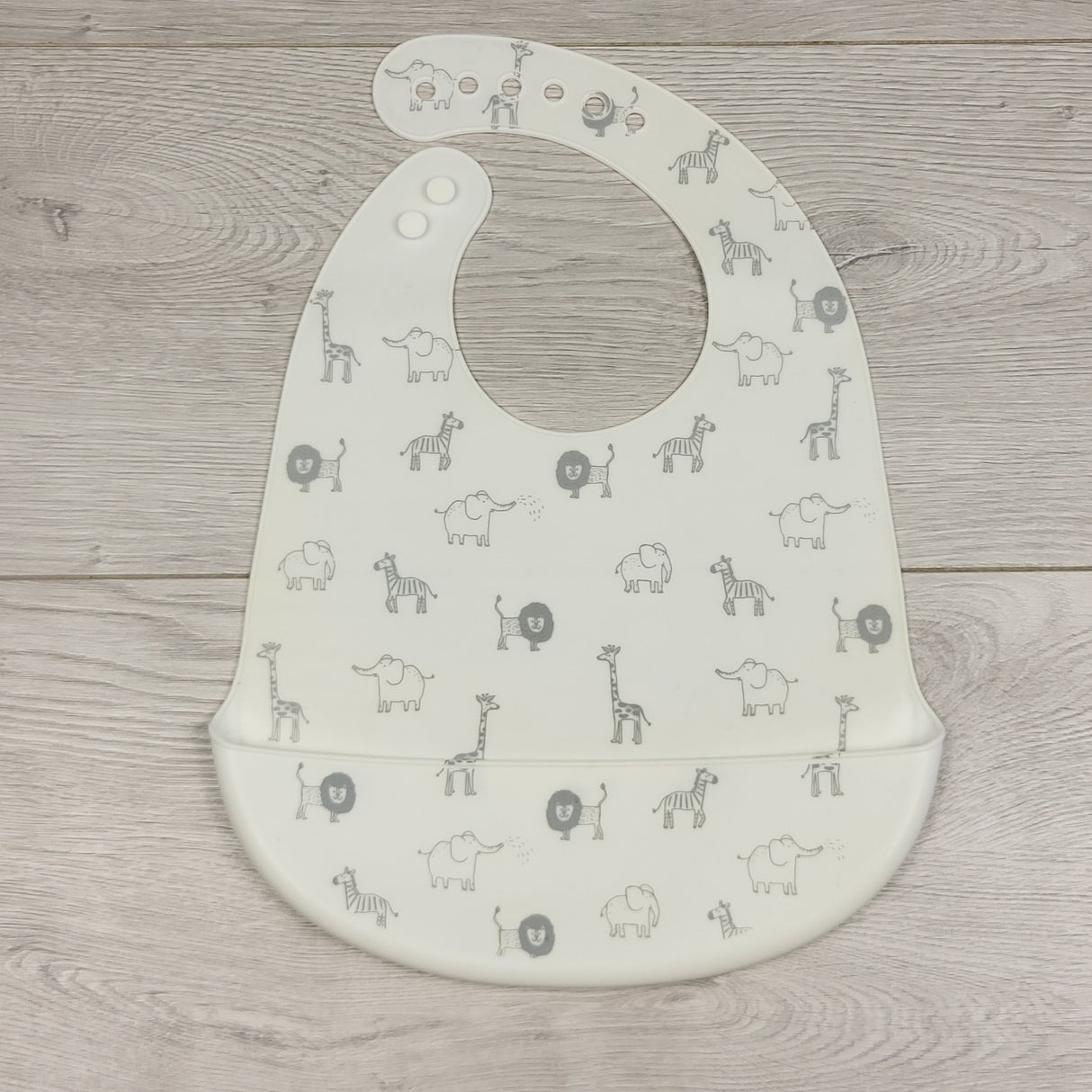 BBIN1 - Lila and Jack white silicone bib