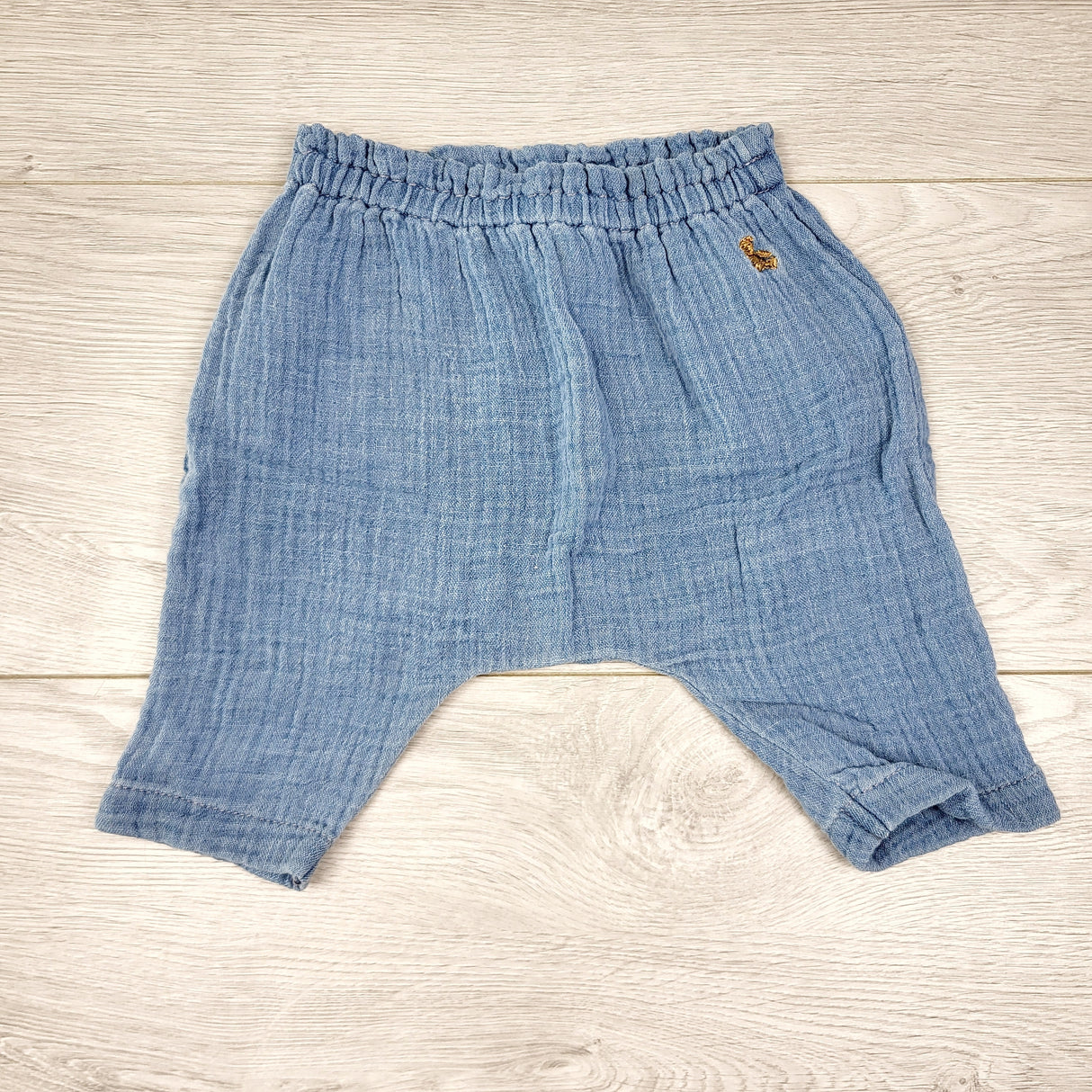 ALTO22 - Gap blue muslin cotton pants. Size 0-3 months