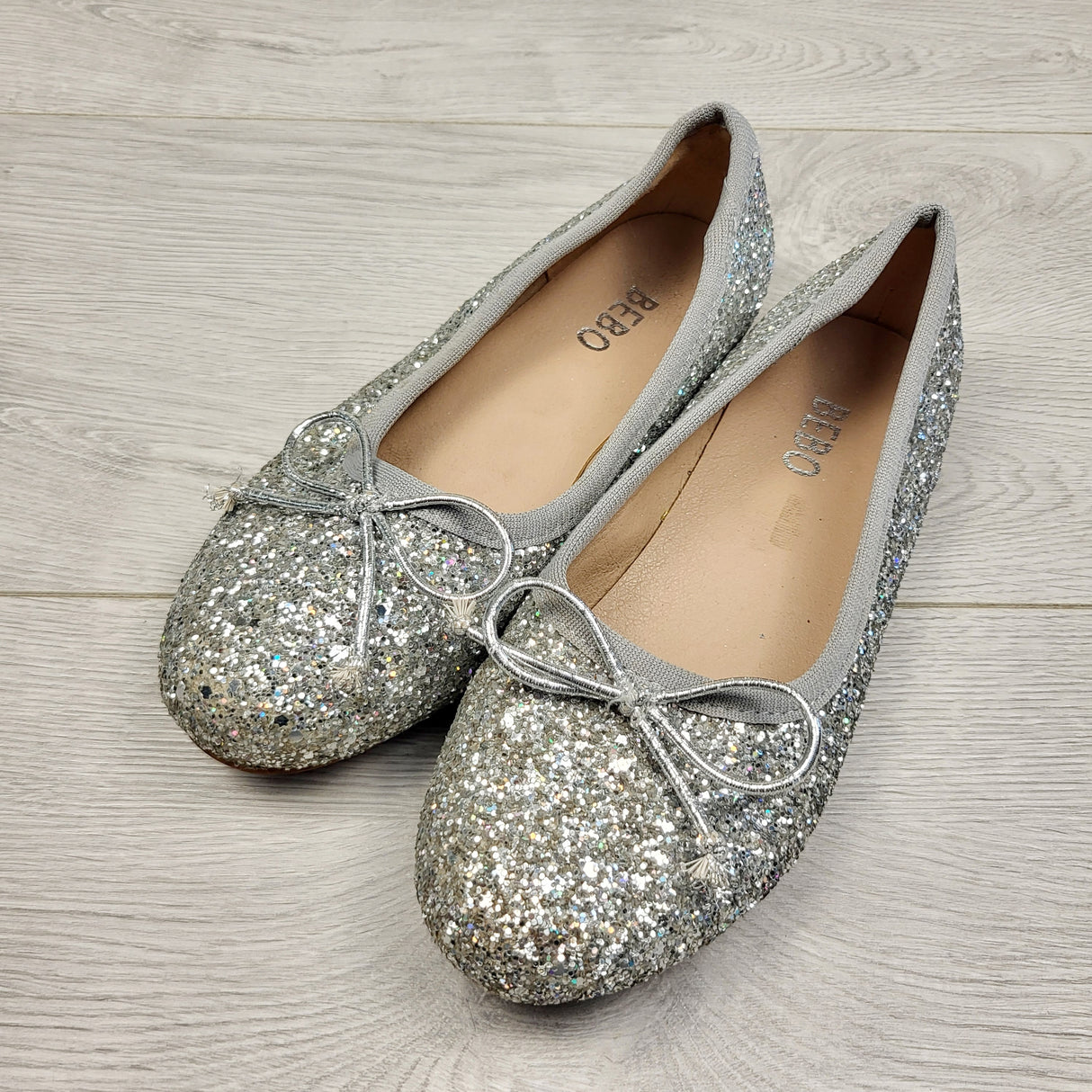 CKFT1 - Bebo glitter flats. Youth size 2